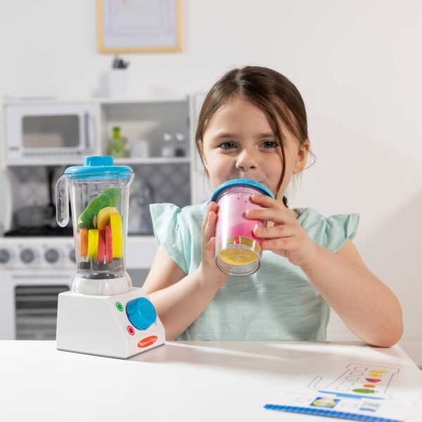 Melissa & Doug Smoothie Maker Blender Set with Play Food - 22 Pieces - Image 3